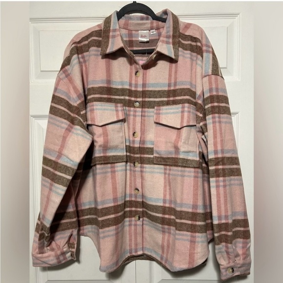 Women's Barbie Logo Button Down Pink/Blue/Brown Flannel Shacket Size 1X - Picture 3 of 6